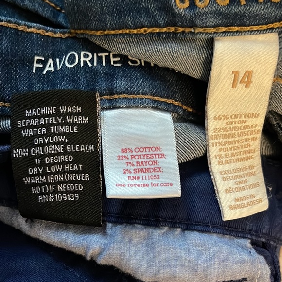 A set of shorts for a girls or fragile woman - Picture 10 of 10